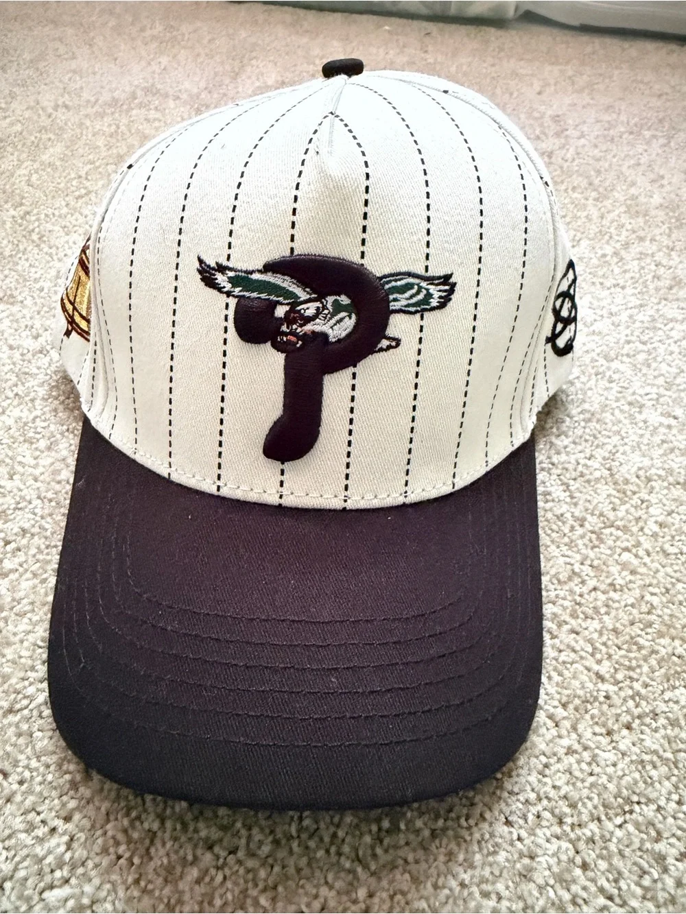 Philadelphia Phillies / Philadelphia Eagles mashup hat REFERENCE